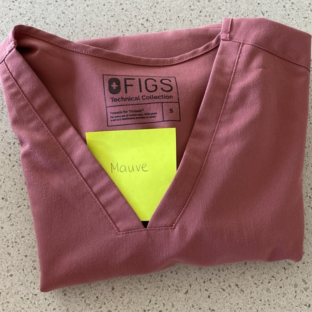 Figs Mauve Scrub Top